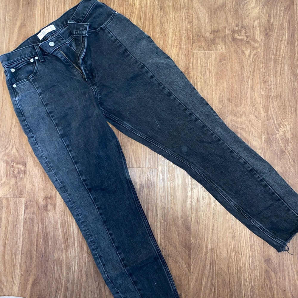 Abercrombie Mom High Rise Jeans - Black
